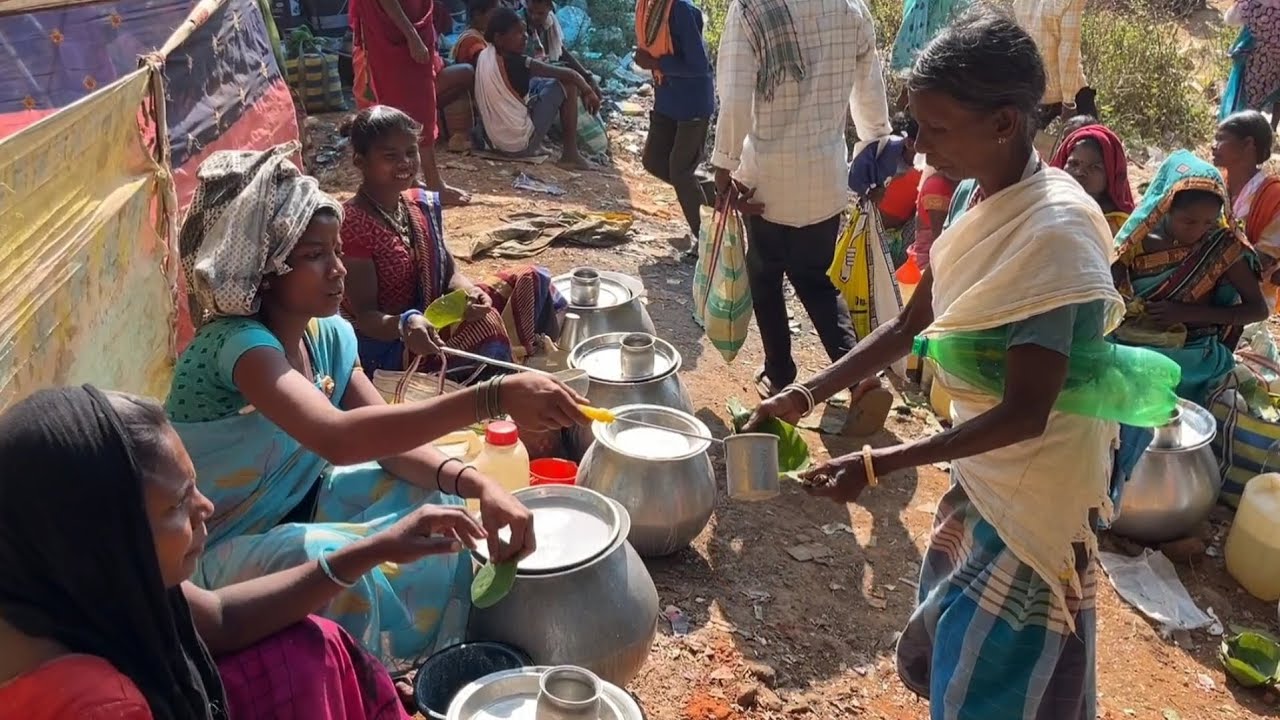 देशी शराब बाजार कटेकल्याण बस्तर || Deshi Drink Market Bastar Tribal Culture 