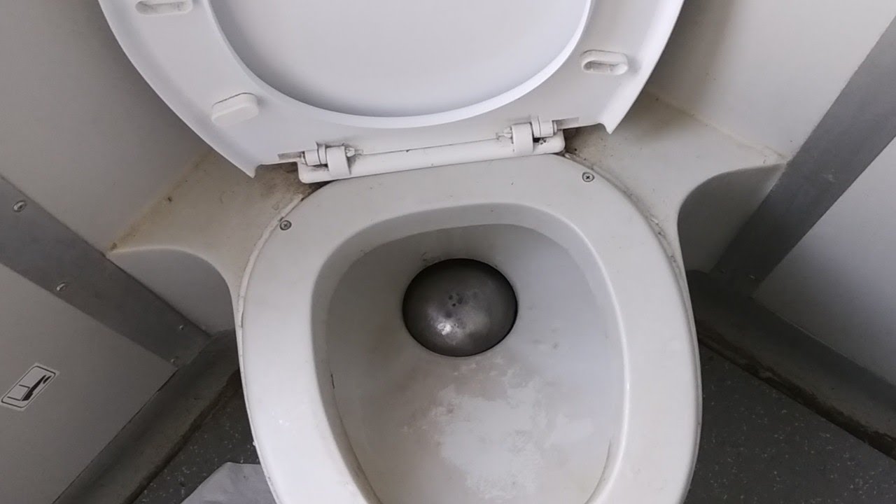 WC w TLK Osterwa