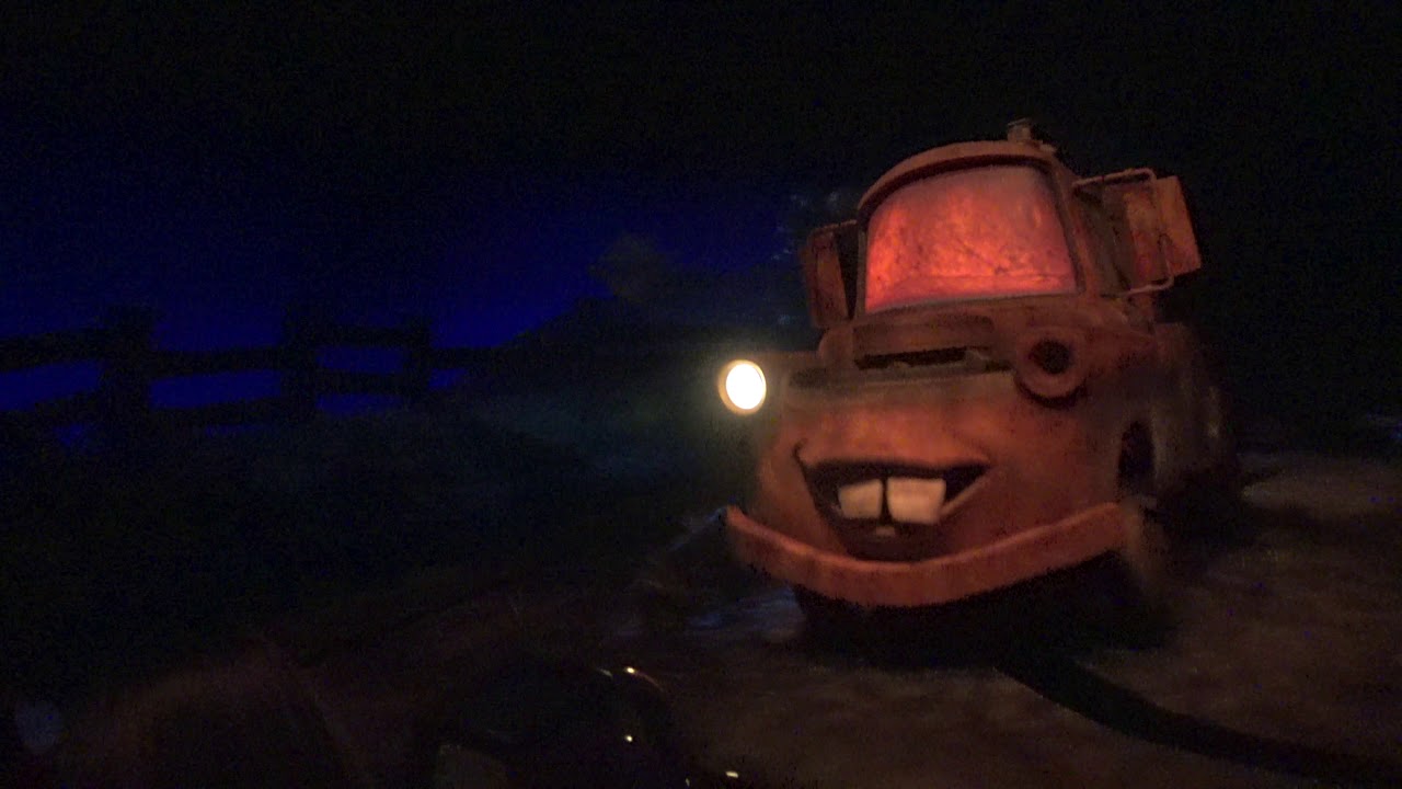 Radiator Springs Racers at NIGHT in 4K ULTRA HD at Disney California Adventure, Cars Land