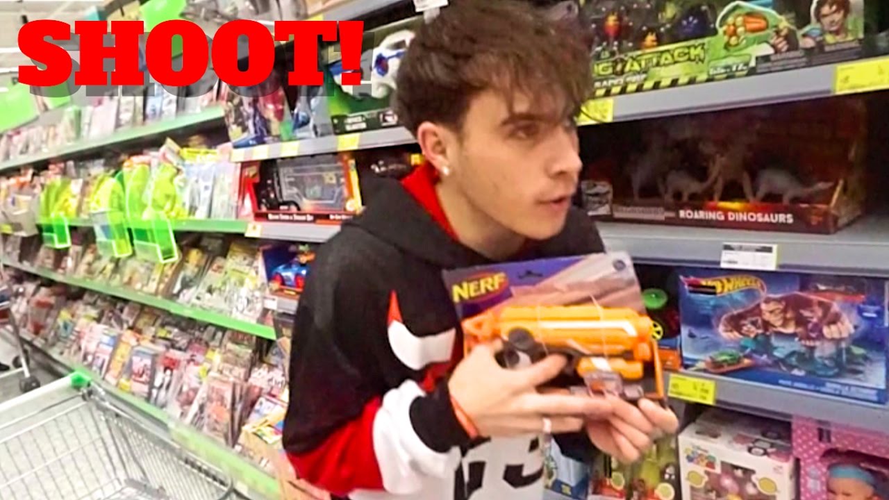 HUNTING IN THE SUPERMARKET GOT US KICKED OUT - VLOGMAS