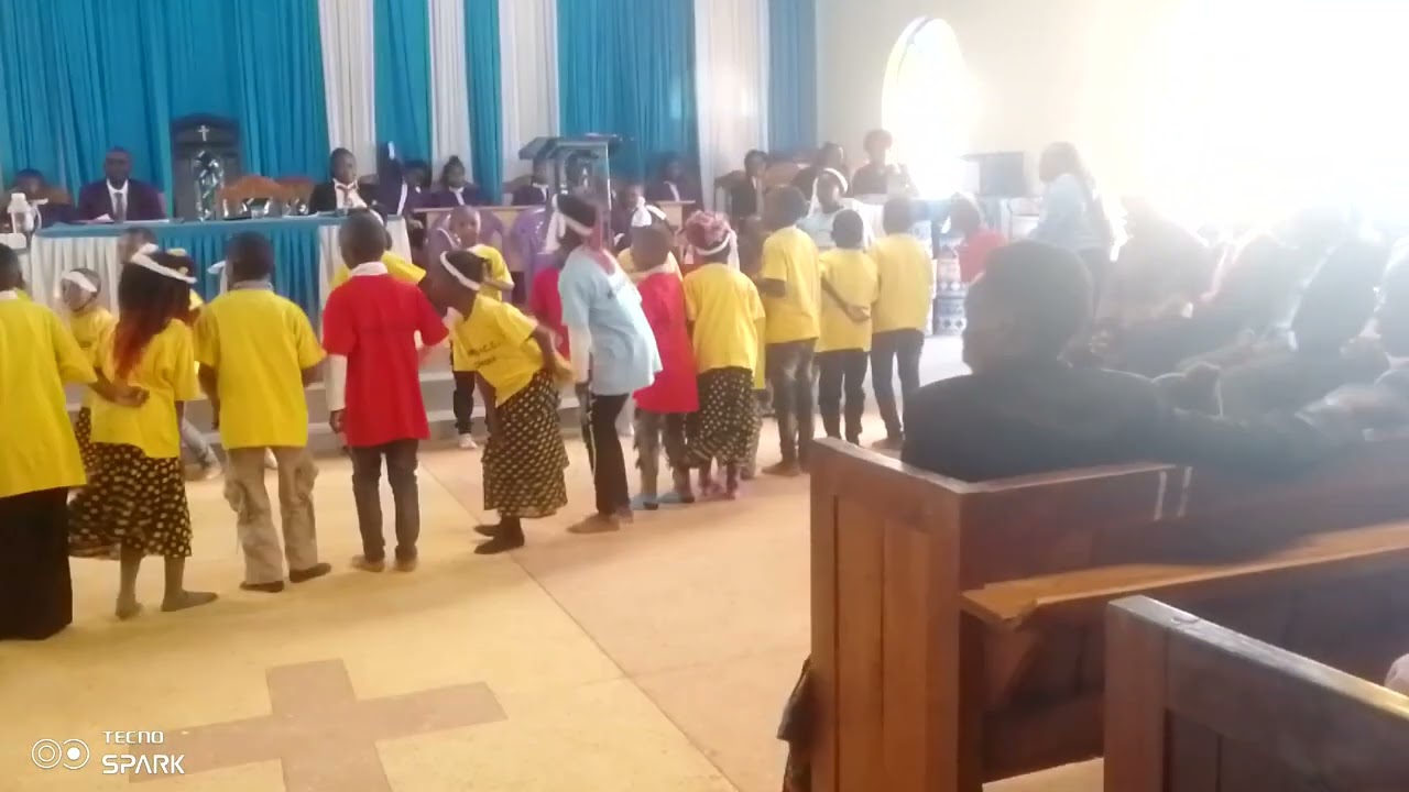 P.C.E.A kiangai church ❤️ singing games#children ministry