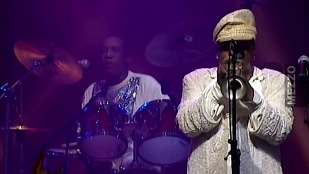 BRASS CONSTRUCTION.MOVIN.PARIS.2005.LIVE DANCE YOUR PANTS OFF. (EXTENDED VERSION.4K)
