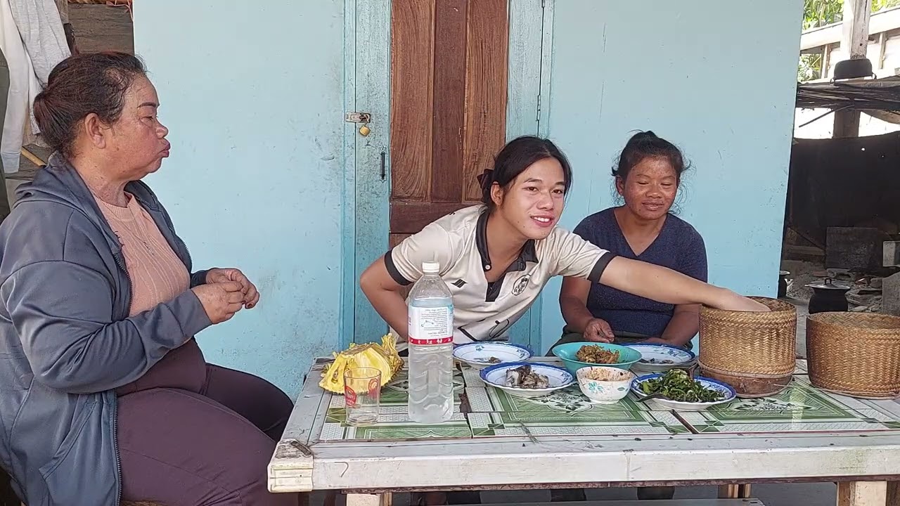 ไปรับนางขีงมาป่อนบัดใด้แนวกินมาสู่แม่เพิ่นกินนำ