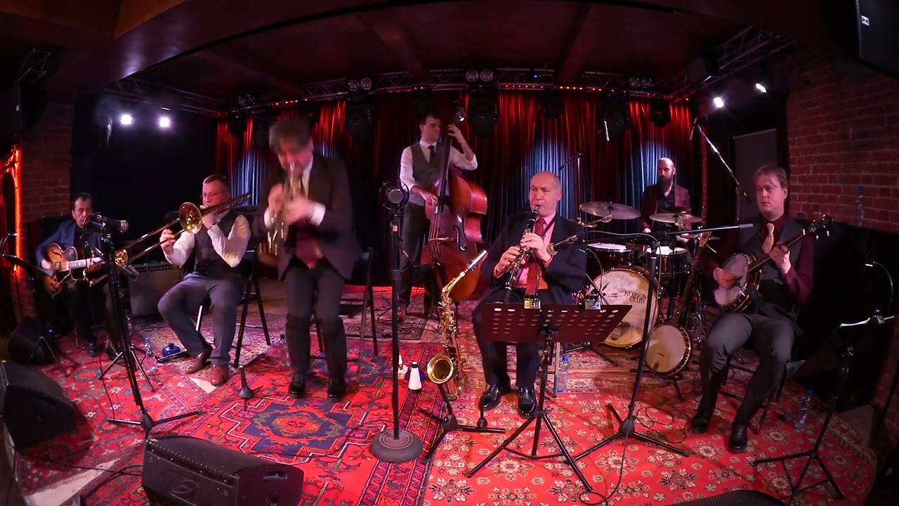Moscow Ragtime Band – Dippermouth Blues