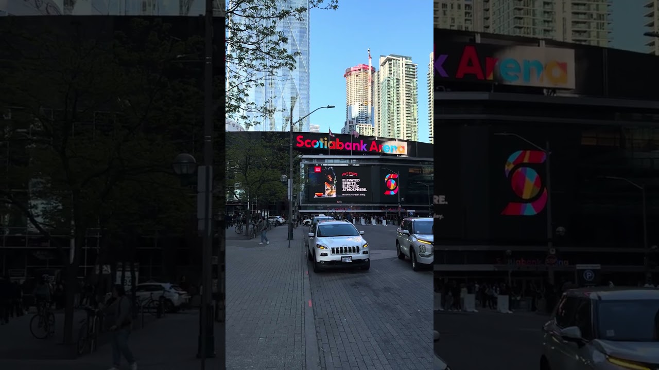 SCOTIABANK ARENA VIBES 🏟️ #shorts #toronto #scotiabankarena #scotiabank #torontodowntown