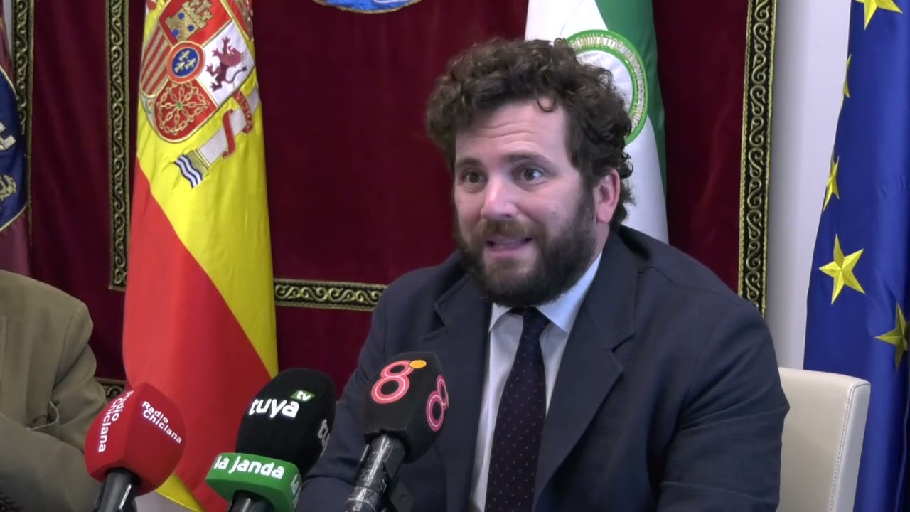 CHICLANA | EL AYTO. ADJUDICA EL NUEVO SERVICIO DE GESTIÓN DE BIENESTAR ANIMAL POR VALOR DE 300.000€