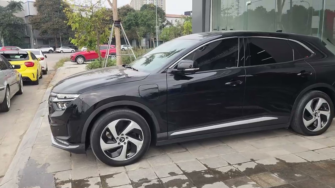 GF Thanh Hóa chào bán xe VF8 Eco các màu giá tốt đến khách hàng. Tình trạng xe đẹp, giá tốt