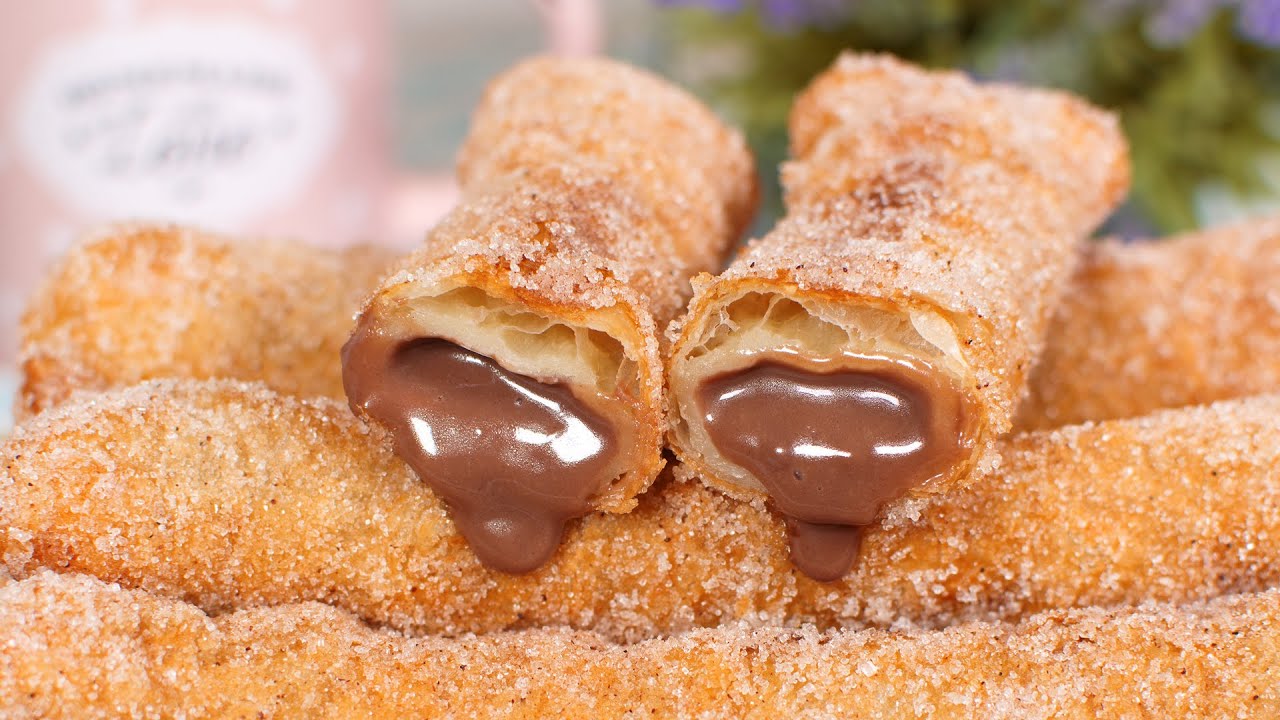 Teresitas de Hojaldre Rellenas de Crema Pastelera de Chocolate