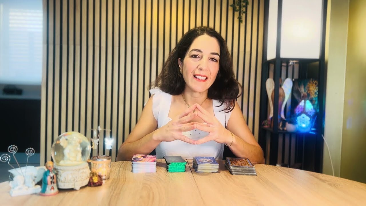 QUÉ FUTURO INMEDIATO LLEGA!! 🤩 TAROT INTERACTIVO☝️ ELIGE UNA CARTA