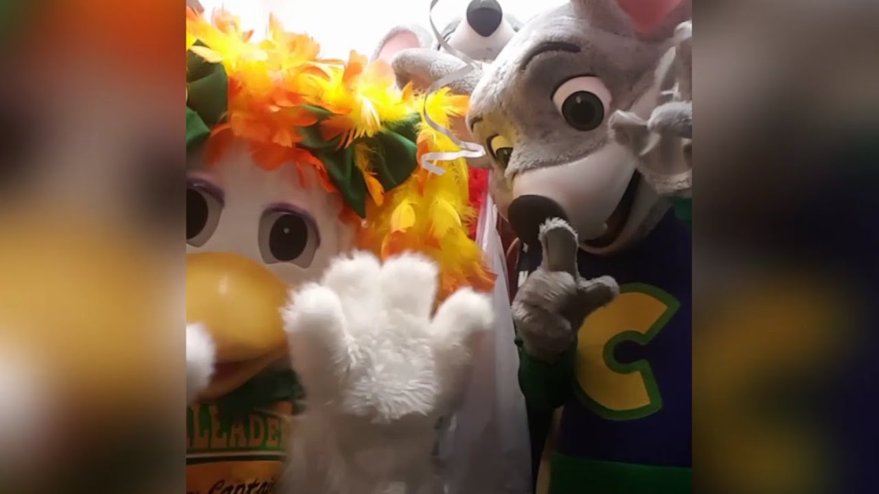 Dressing into Helen Henny and Chuck E Cheese Mascots | Speed Dressing