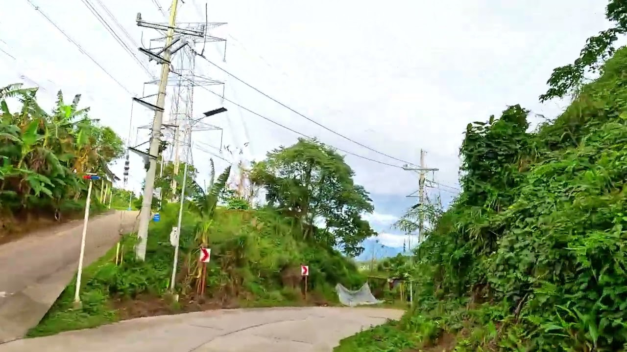 ON BOARD KYMCO KRV 180 vs KTM SUPERMOTO at SNAKE RD TAGAYTAY-CALAMBA RD