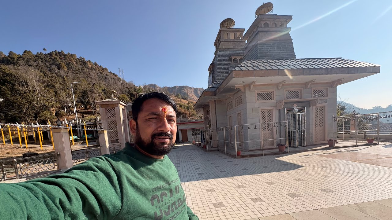 गॉव में पुरा दिन लाइट ग़ायब ॥ घंडियालधार मंदिर जाना पड़ गया 🙏🙏