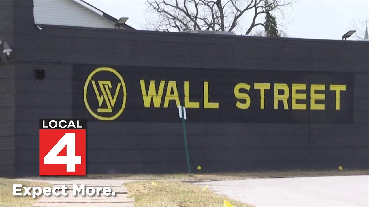 Организация New Era Detroit обращается к городскому совету после смертельной стрельбы возле бара ...