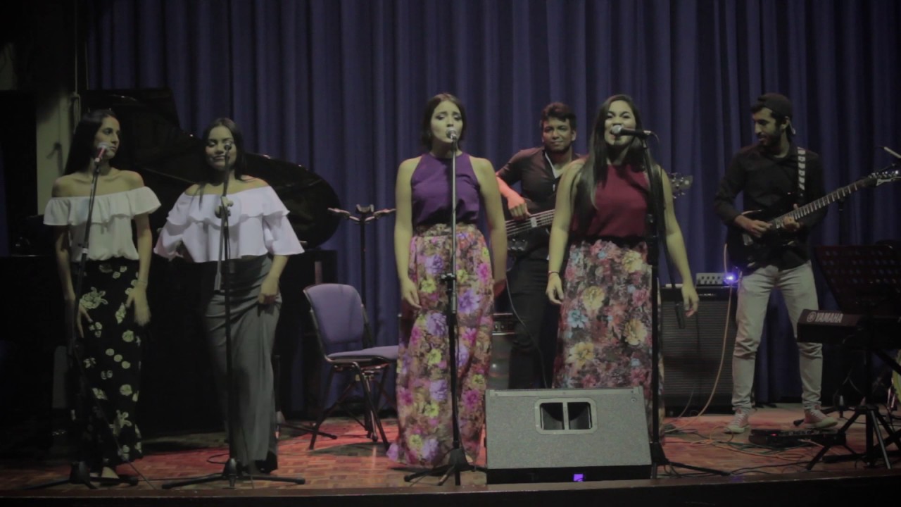 Awuthule Kancane- Mahlathini and Mahotella Queens