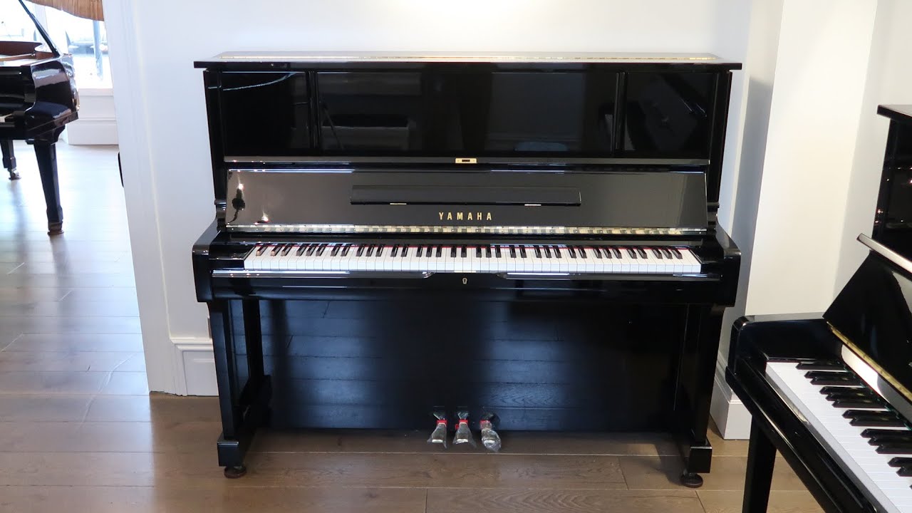 1985 Yamaha UX1 Black Gloss Piano @ The Piano Shop, Bath