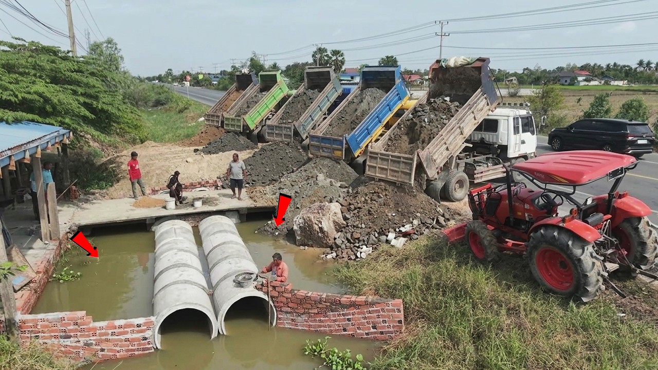 Best Construction Technique! FAST and Cheap Price Rural Drainage Building Concrete Sewage 95% work