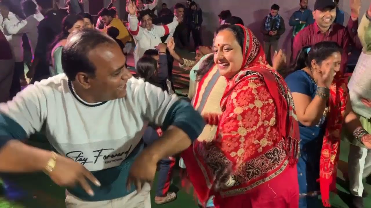 भतीजे की शादी में सबने किया धमाल || UP Vlogger Babli