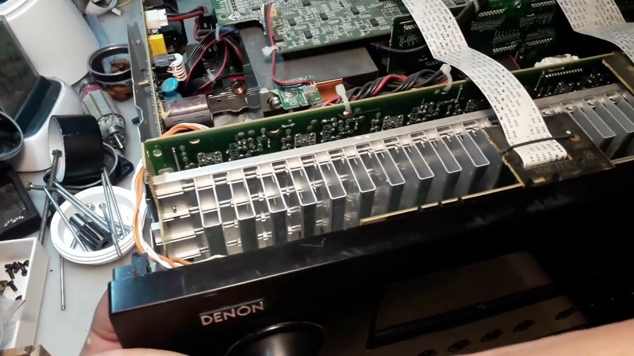 Усилитель DENON. Не работает
