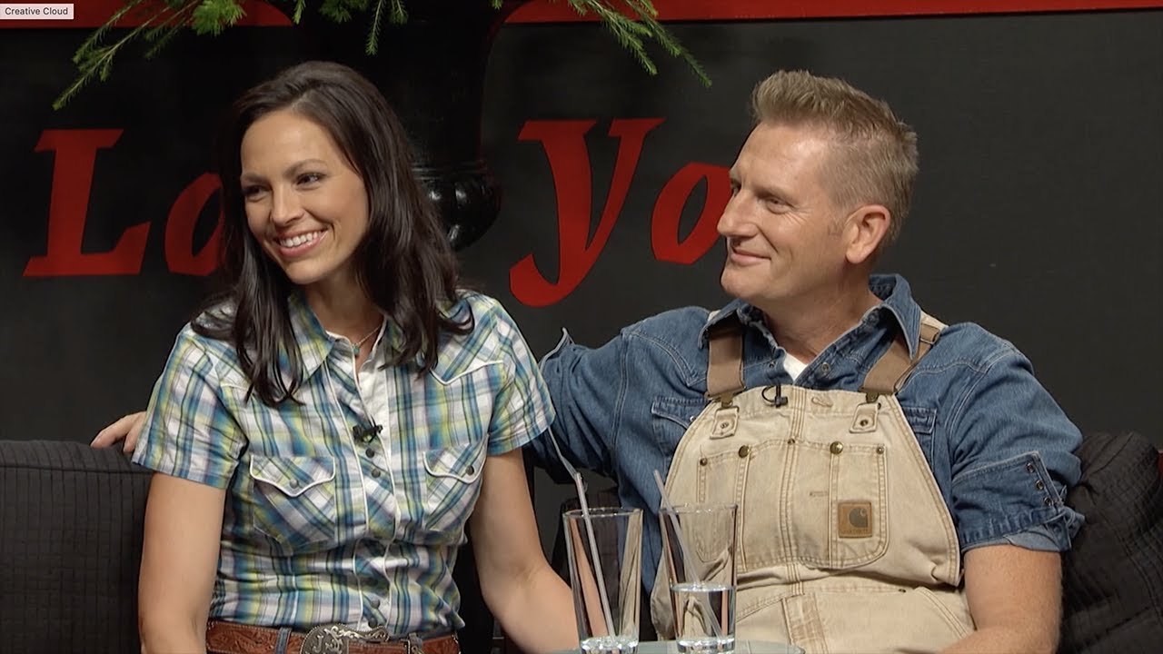How They Met - Joey + Rory singing 