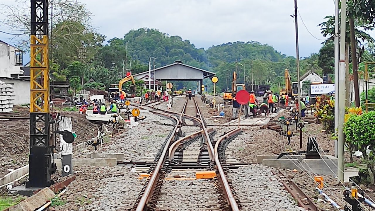 Update Proyek Jalur Kereta Api Daop 9 Jember: Emplasemen Stasiun Kalisat Dibongkar! #keretaapi 