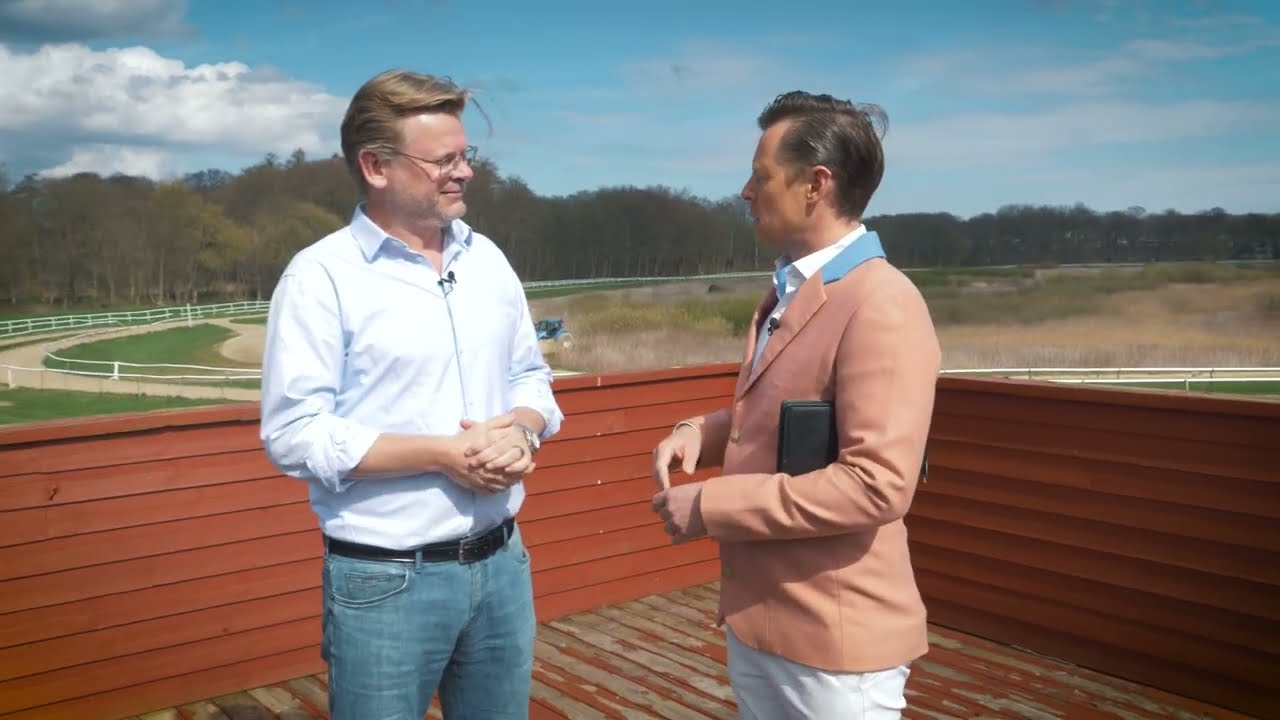 Klampenborg Galopbane har fået ny ejer 😏🍾