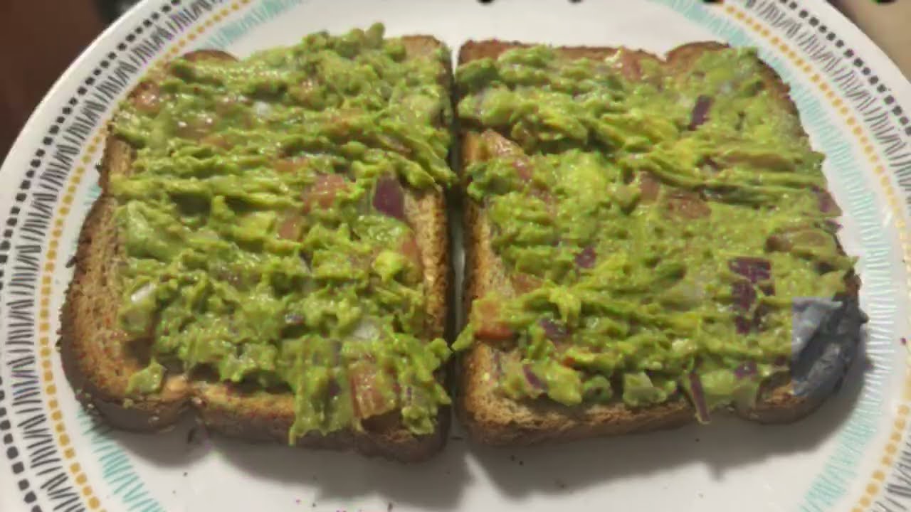Avocado Toast in 5 Minutes 🥑✨ Easy, Healthy & Tasty!”
