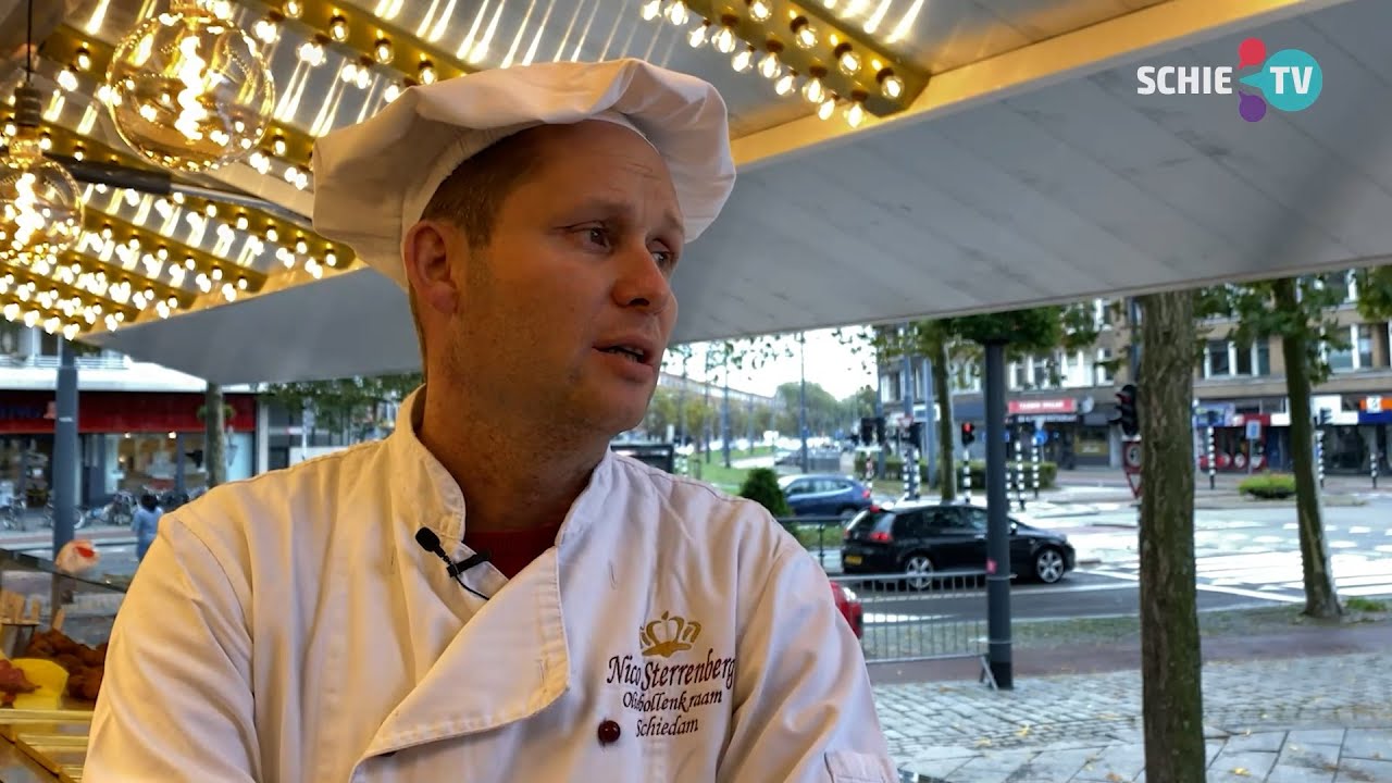 Oliebollenbakker Sterrenberg terug op de Koemarkt: “Ik ben niet elke dag vrolijk, dat lukt me niet”