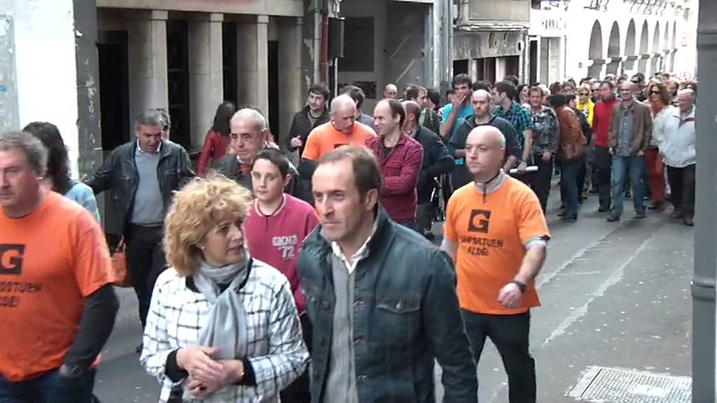 UZTARRIA.COM. Corrugados ixtearen kontrako manifestazioa.