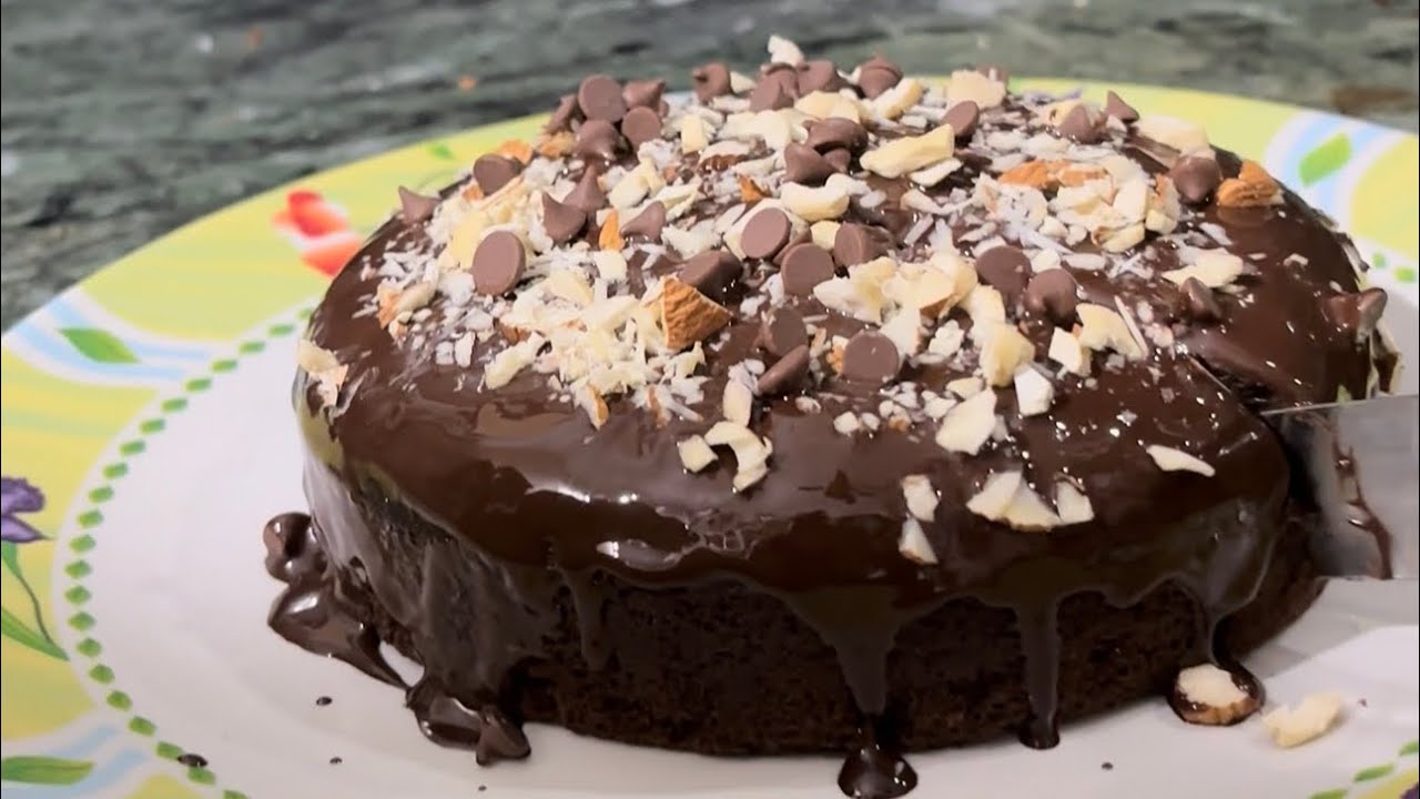 Super Soft Chocolate Cake Recipe | Easy Homemade Chocolate Cake | Eggless Chocolate Cake Recipe 