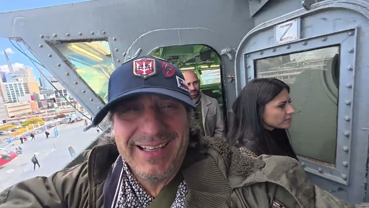 2.Bölüm -NEW YORK - MANHATTAN da Uçak Savaş Gemisini Gezelimmi Intrepid Museum