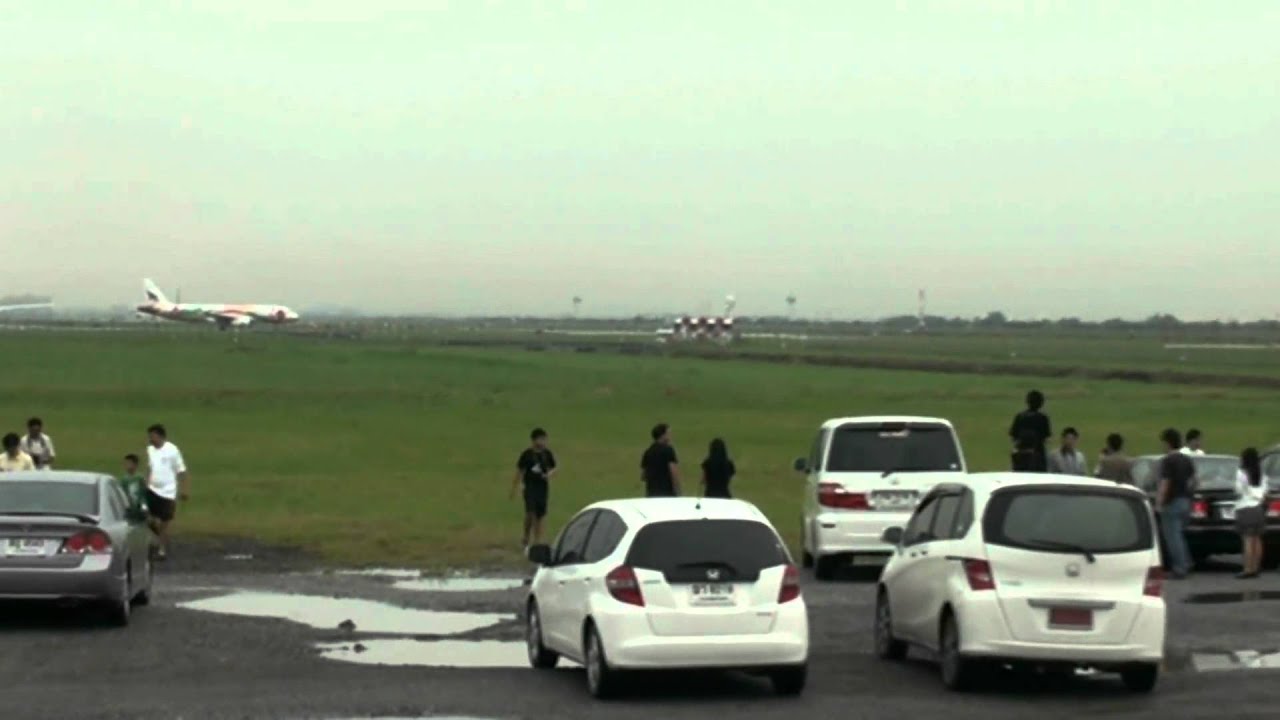 Thai Airways Airbus A380 landing at Suvarnabhumi Airport