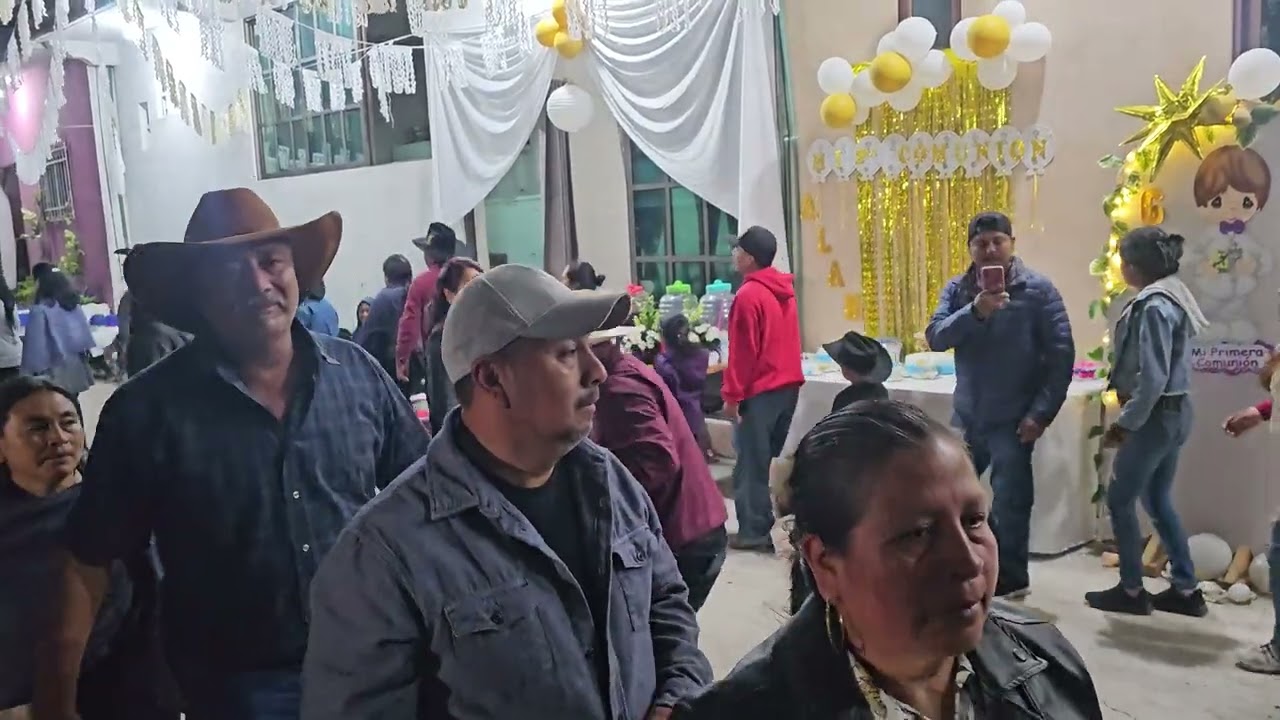 Asi se Baile El Conejo  Al Ritmo del teclado. 