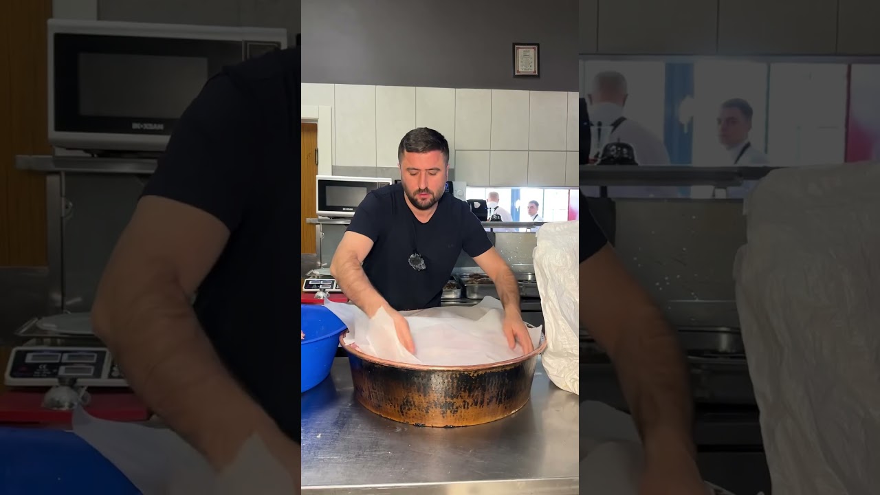 KENDİ YAĞINDA BİR KAZAN KUZU TANDIR 