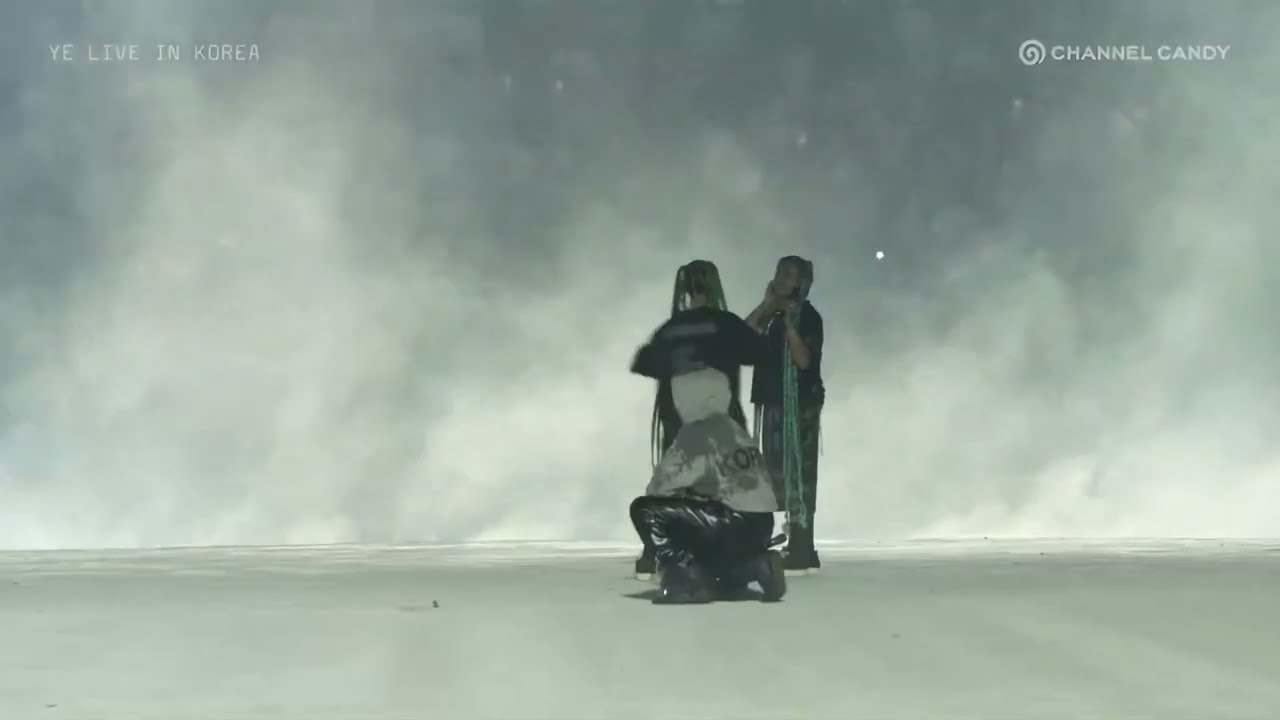 North West & Kanye West &ndash; TALKING (Live in Korea, 2025)