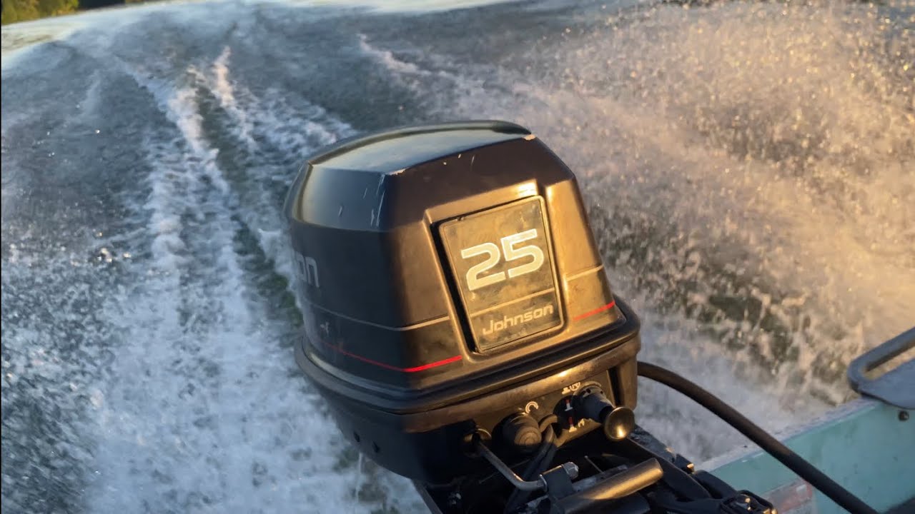 1995 Johnson 25hp Outboard Motor on 14’ Lund