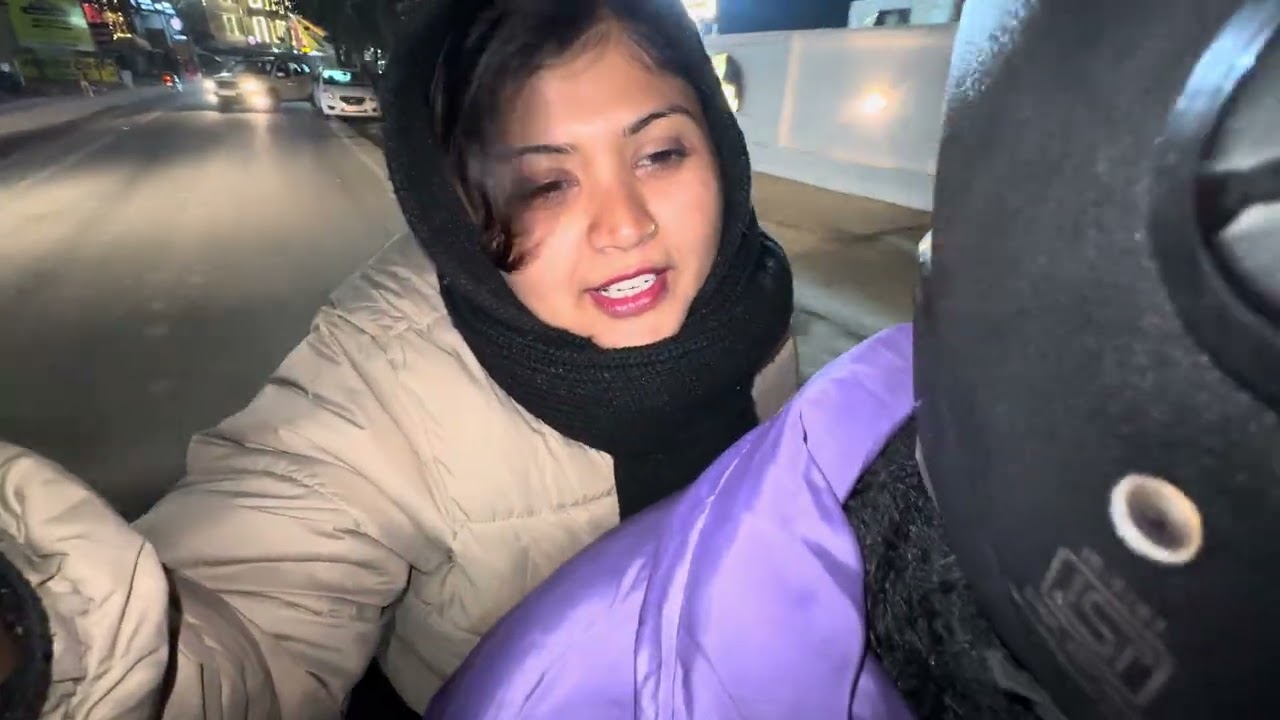 Socha Chicken Khayenge… Dekh Kar Hi Pet Bhar Gaya 🤣