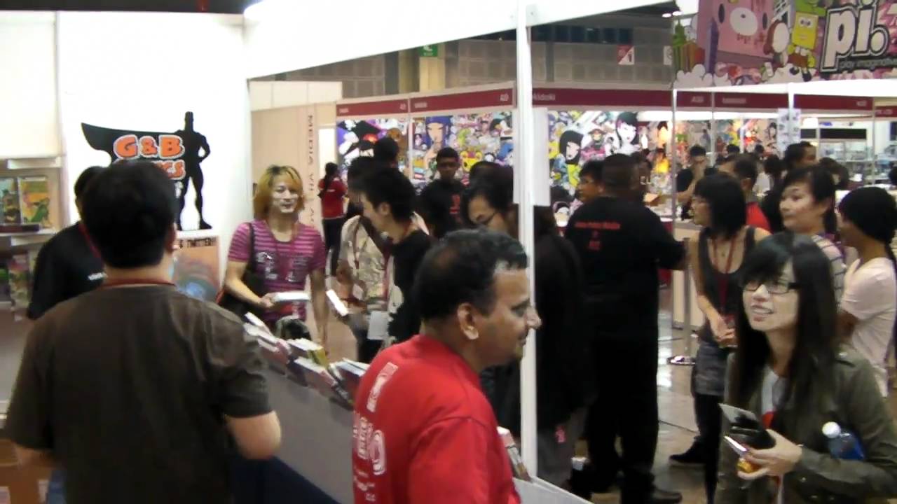 STGCC Day 2: Devilrobots and Mori Chack Gloomy Bear chill at GnB Comics