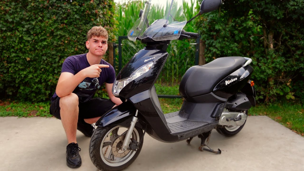 Een Scooter Repareren Die Slecht Optrekt