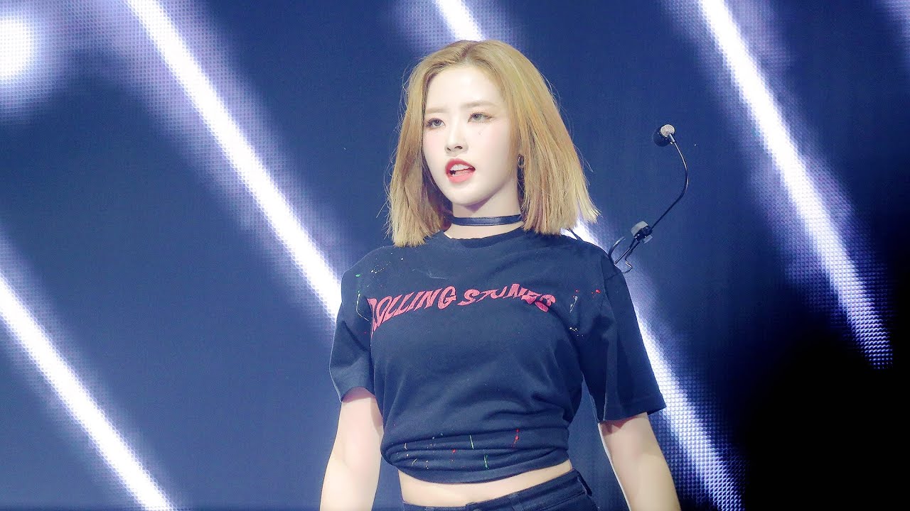 221015 이달의소녀 LOONATHEWORLD Egoist 올리비아혜 직캠