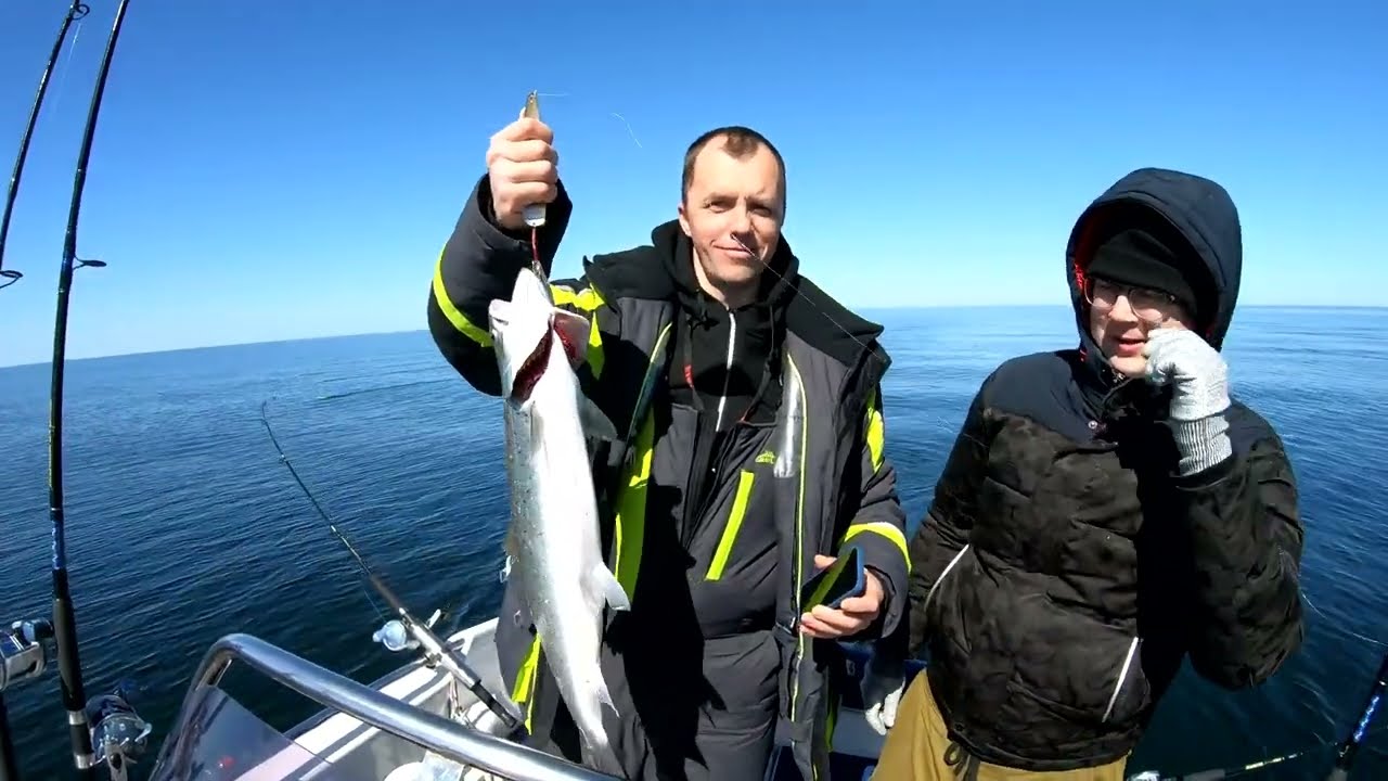 Salmon trolling baltic sea , Pavilosta. Latvija