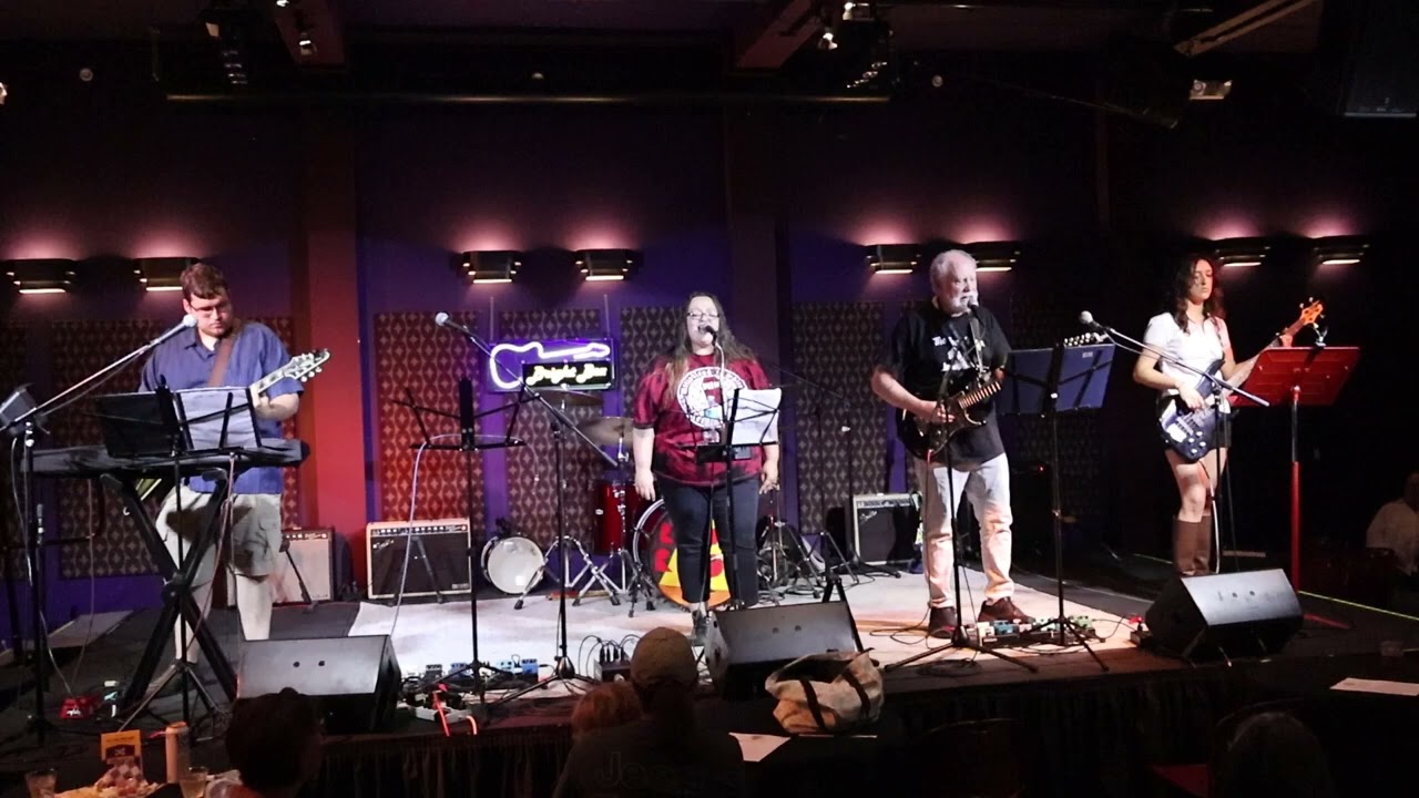 Rock Room Concert Feb 25 Victoria, Annie, Garrett, Quinten, Phil