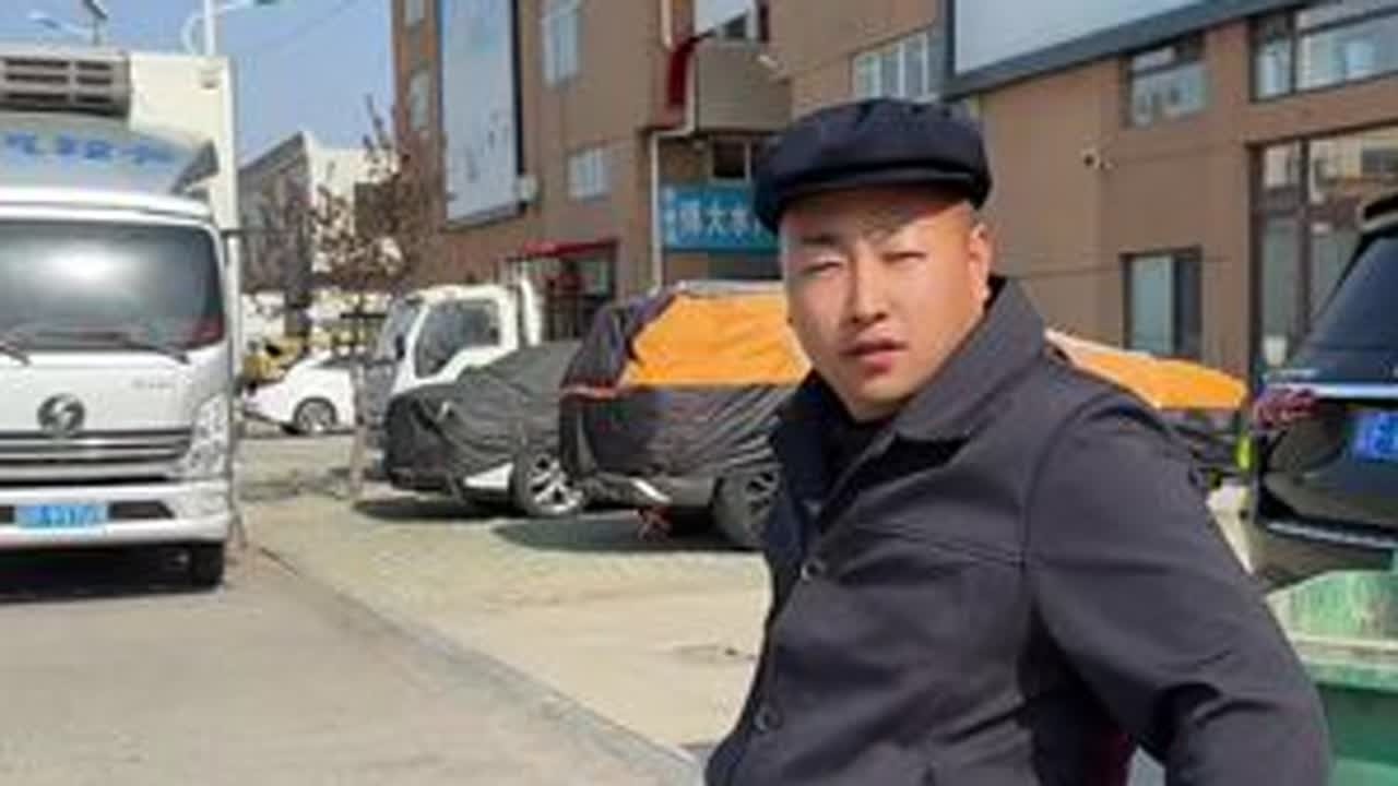 找这么个后台行么。张嘴闭嘴千万起步