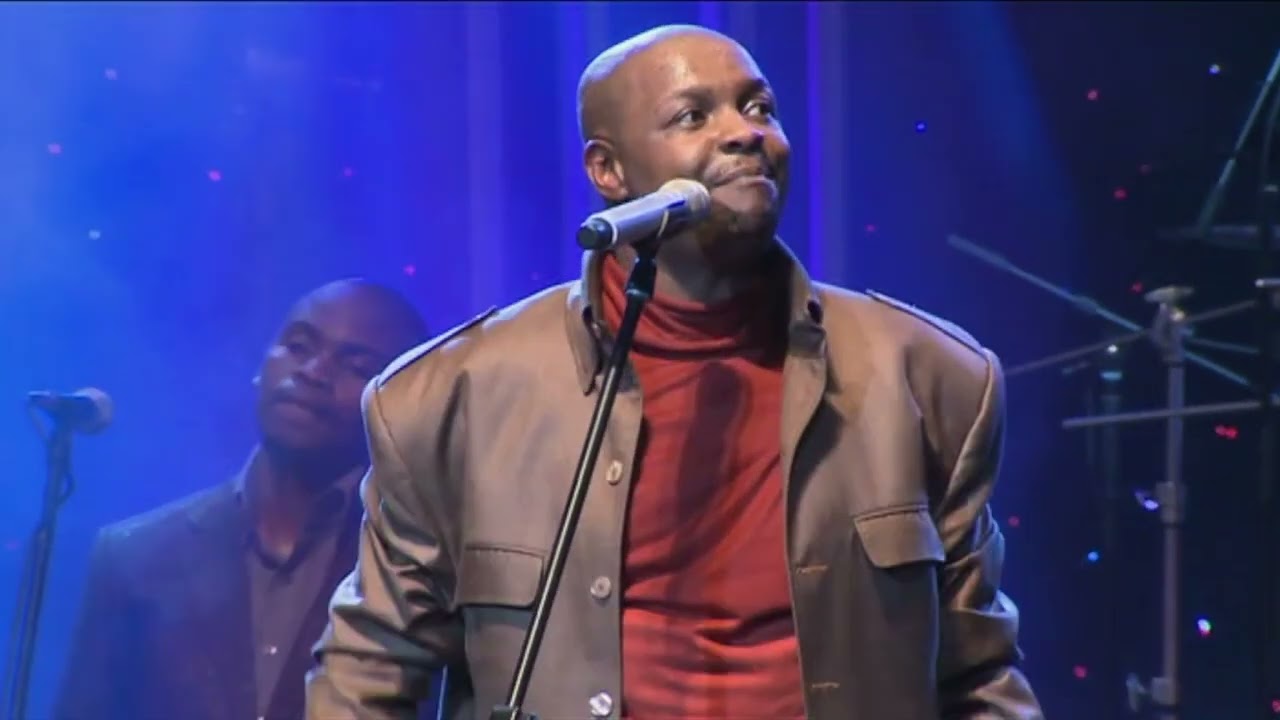 Solly Mahlanga - U Thando Lwami (Live at Carnival City, Big Top Arena)