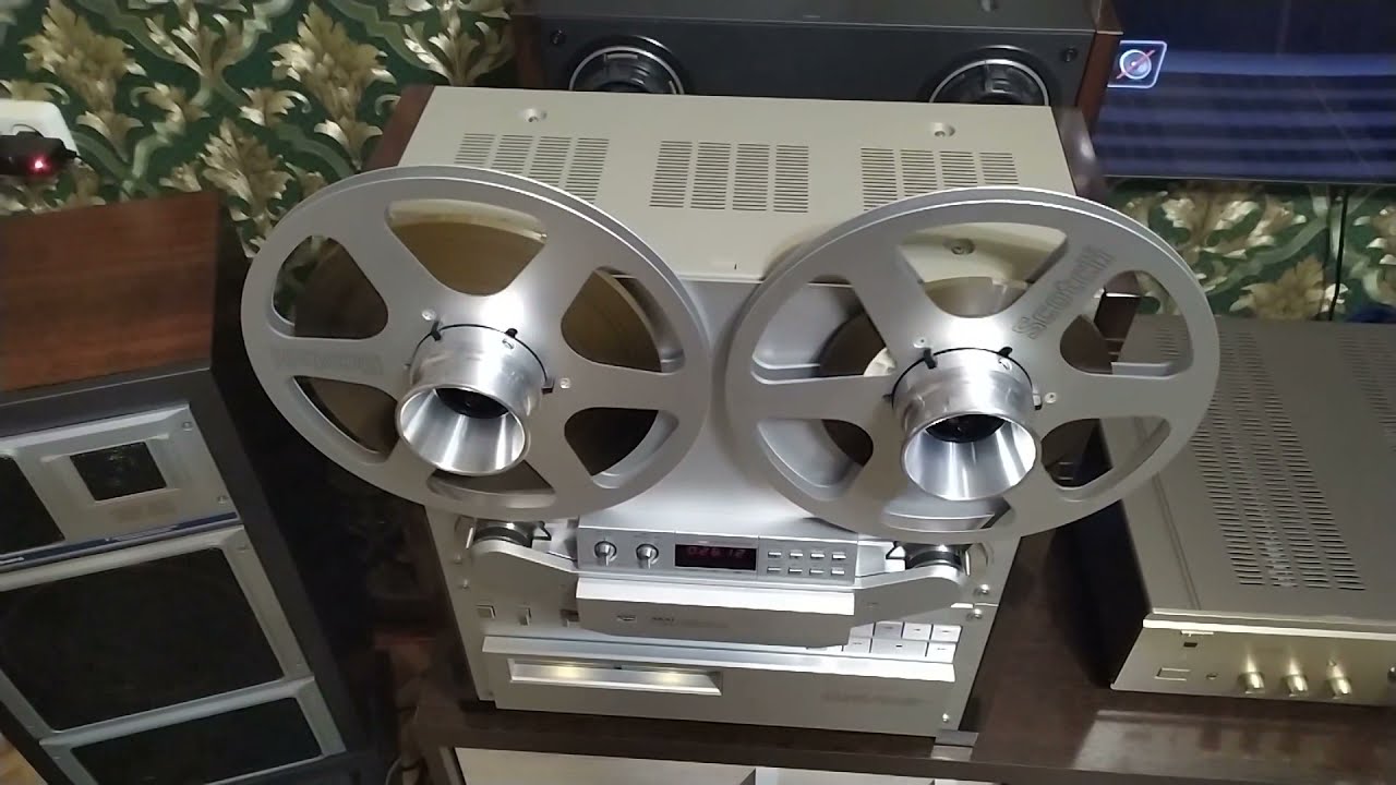 Akai GX-747 tape recorder, superior machine!!!