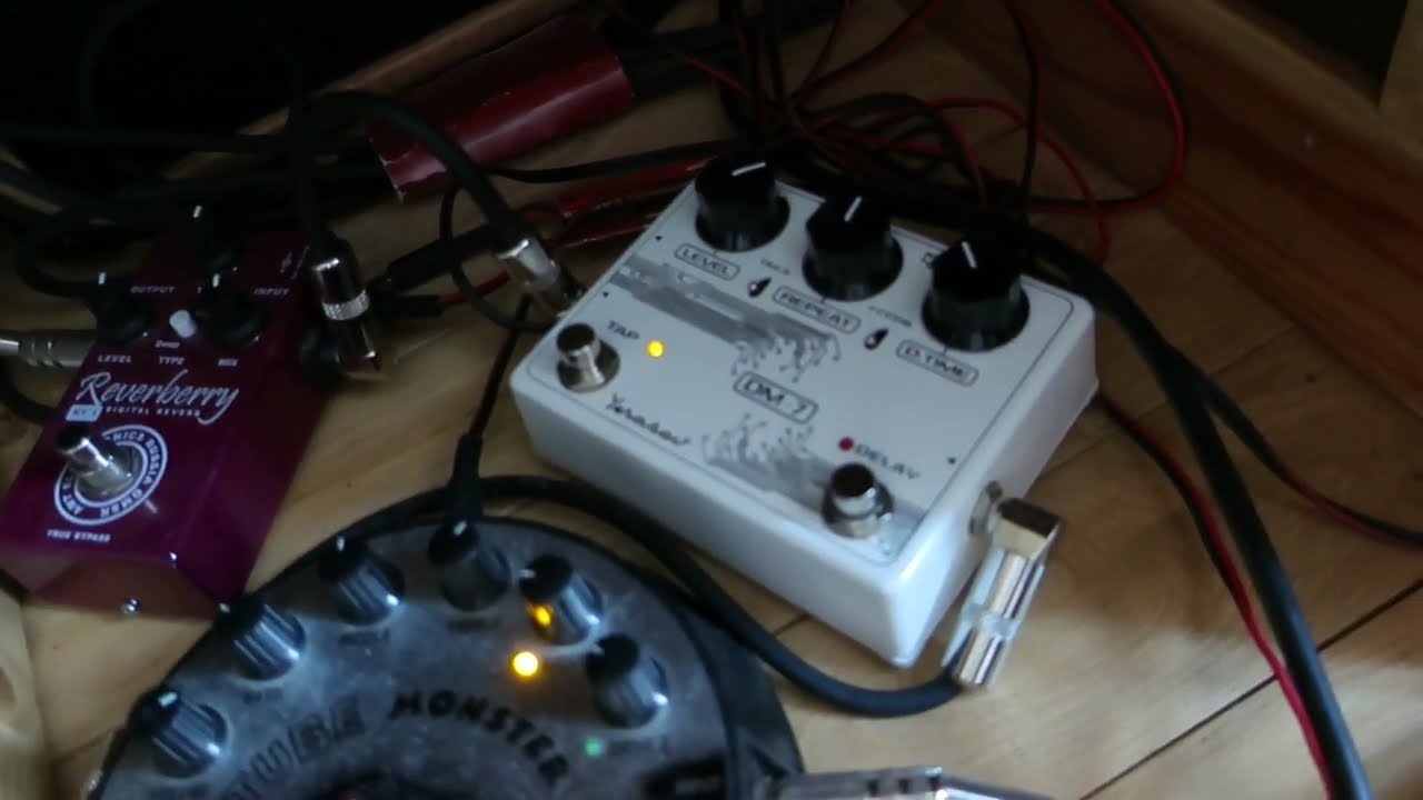 ГИТАРНЫЙ ЭФФЕКТ TAP DELAY DМ-7