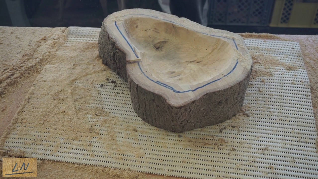Wooden Bowl / Holzschale