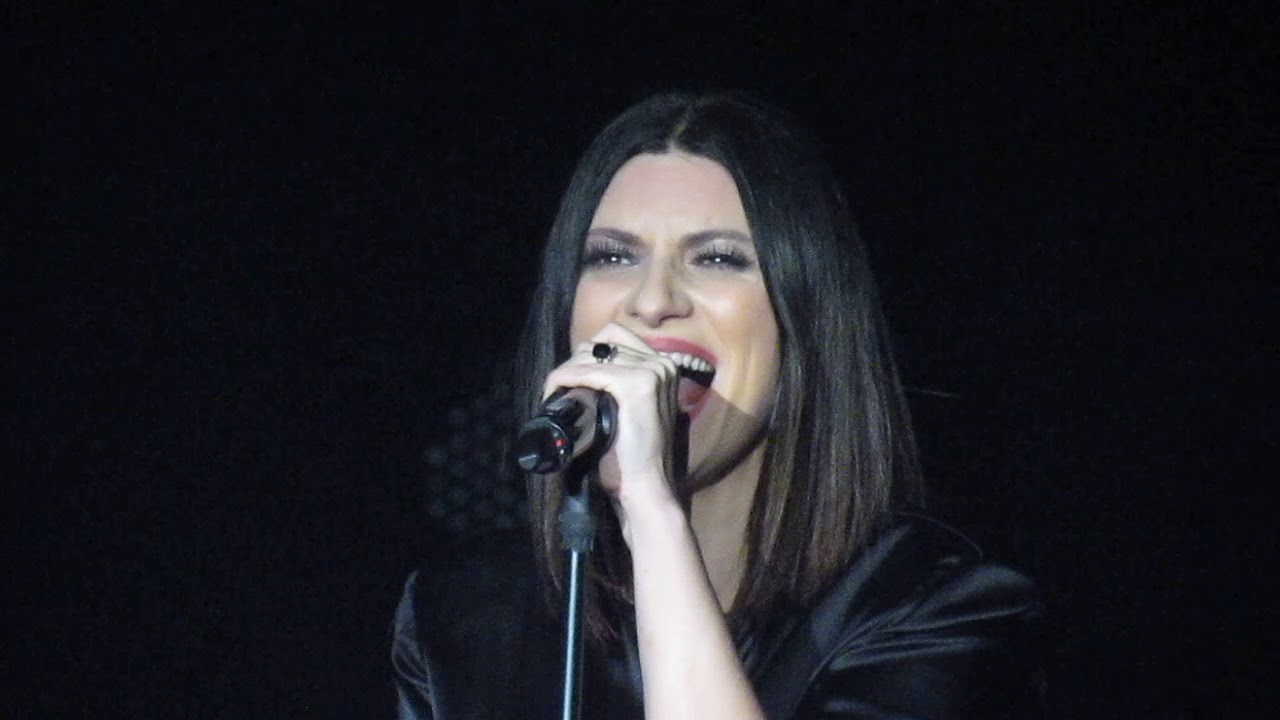 Le Due Finestre (live) - Laura Pausini World Tour 2018
