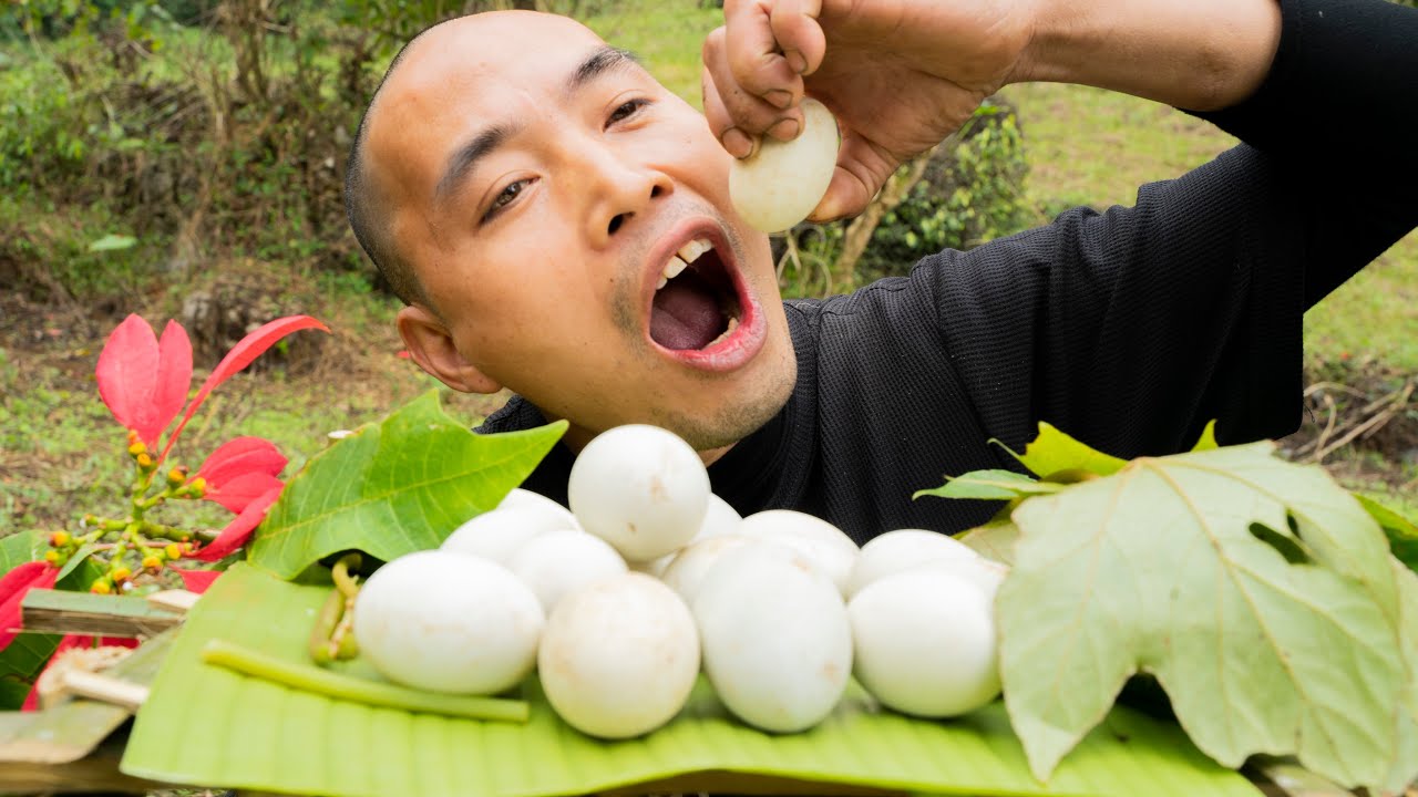 ASMR EATING - ASMR BALUT DUCK EGGS EMBRYO, Mukbang Eating Sounds - Sumatra's ASMR