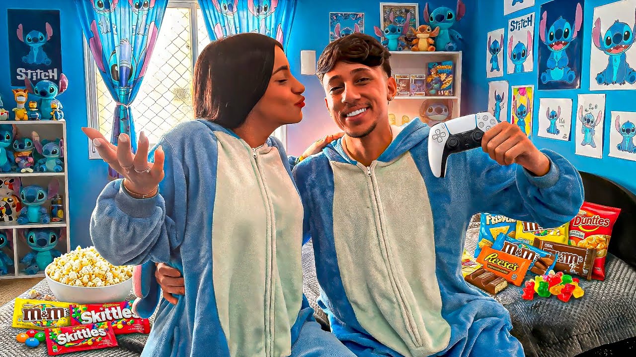 Minha Crush Me Surpreendeu No Meio da Noite do Pijama!!