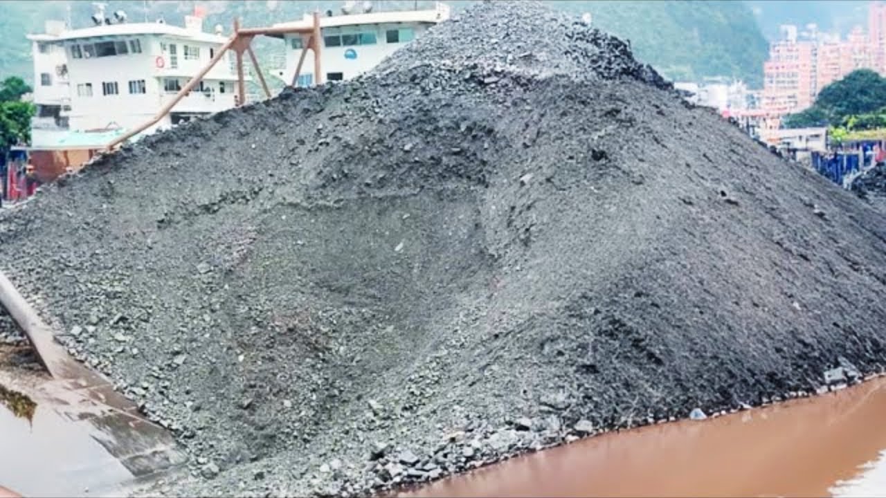 Full Video Of The Entire Process Of Sand Unloading From Sand Hullers #sand #satisfying #adventure